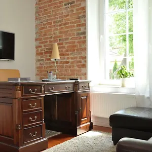 Be Well 3-rooms With Parking And Garden Warszawa